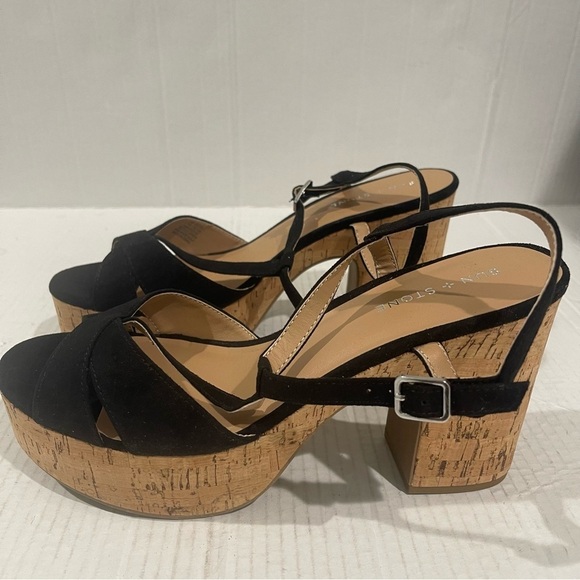 Women’s Sun + Stone Jillien Black Faux Suede Platform Sandals Size 11 US! - Picture 4 of 9